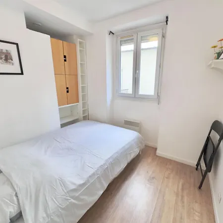 Apartment Proche De La Tour Eiffel